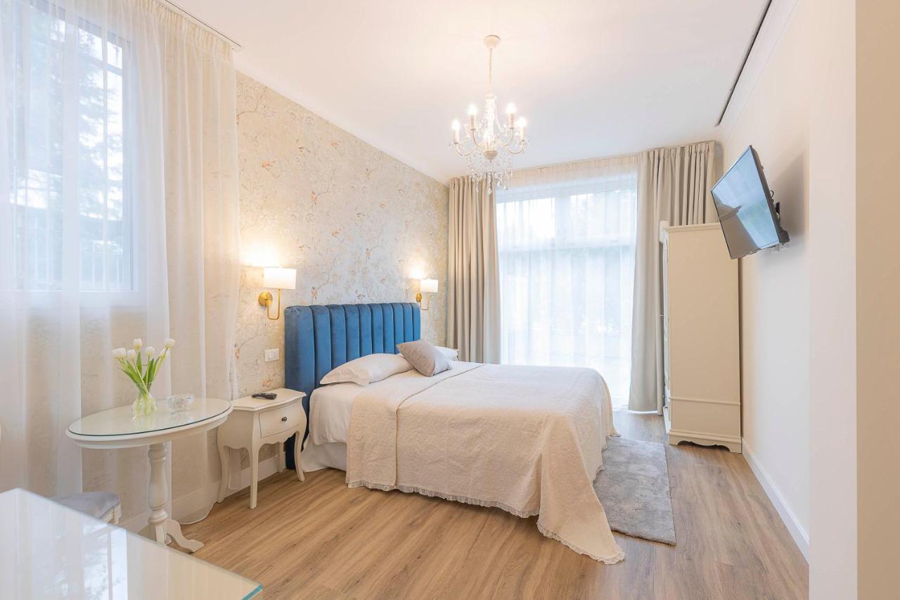 ורונה Crys: Rooms, Holiday, Business מראה חיצוני תמונה