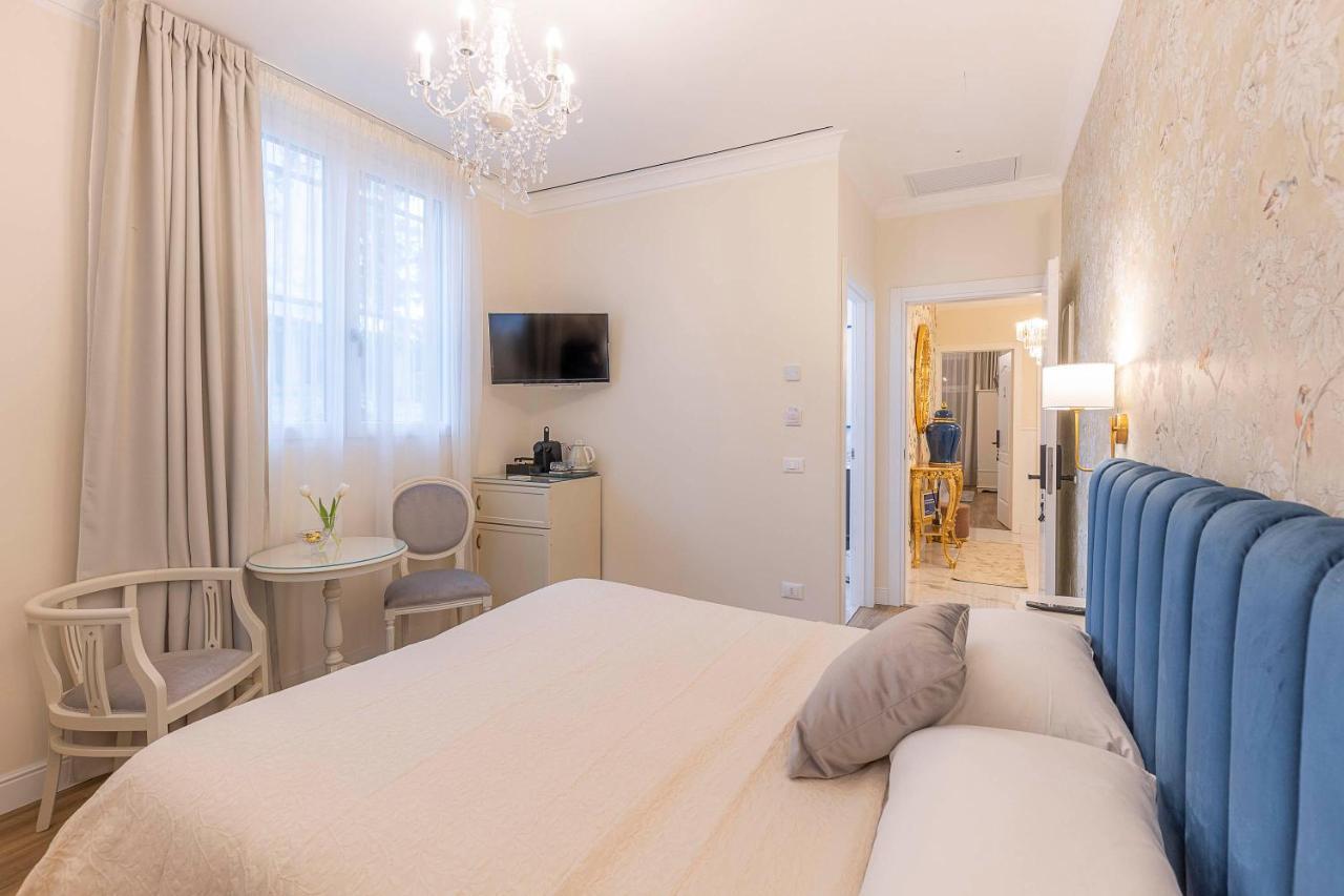 ורונה Crys: Rooms, Holiday, Business מראה חיצוני תמונה