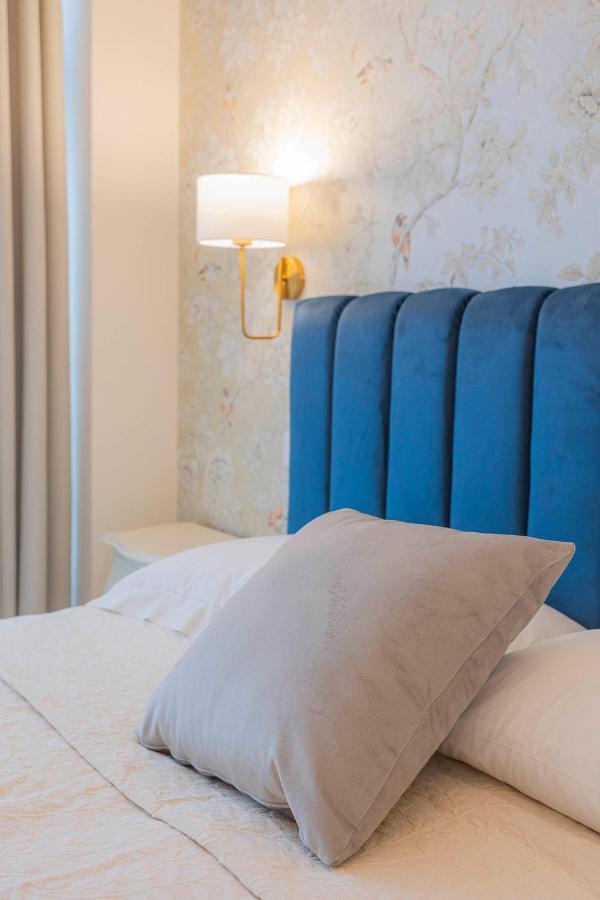ורונה Crys: Rooms, Holiday, Business מראה חיצוני תמונה
